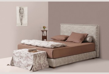Kρεβάτι Bolton Linea Strom